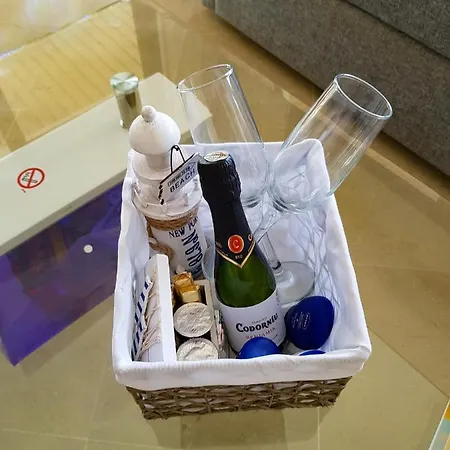 Puerto De La Duquesa, Marina Del Castillo, Manilva, Malaga Apartamento *