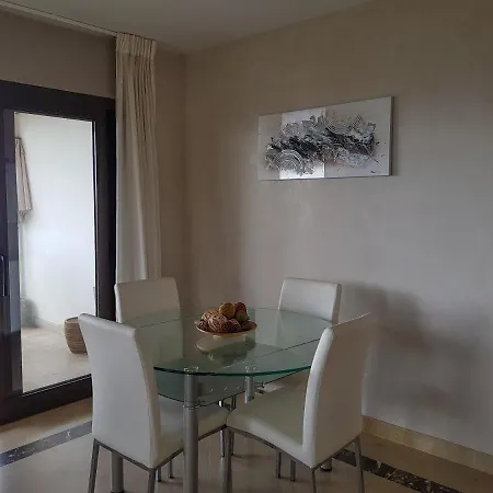 Apartamento Puerto De La Duquesa, Marina Del Castillo, Manilva, Malaga