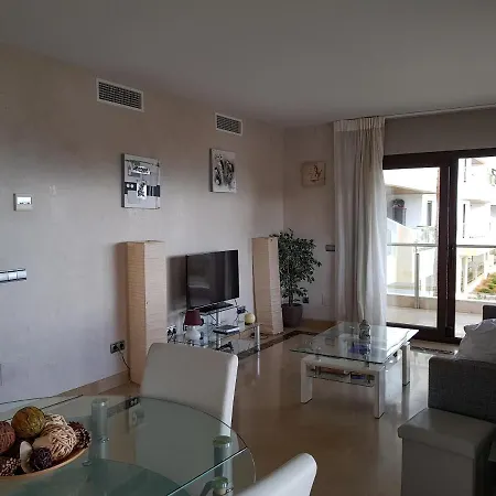 Apartamento Puerto De La Duquesa, Marina Del Castillo, Manilva, Malaga Manilva